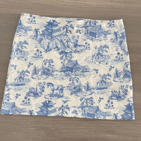 Edikted Delft Print Tube Top and Low- Rise Skirt Set - Picture 6 of 7